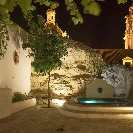 Casa La Agueda Y Robledo * Peñaflor